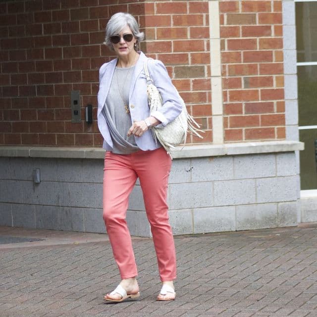 casual outfits for 50 year old woman